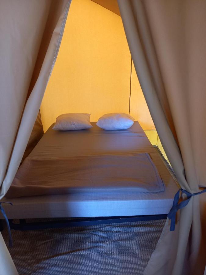 Camping Onlycamp Les Pins Nancay Екстер'єр фото