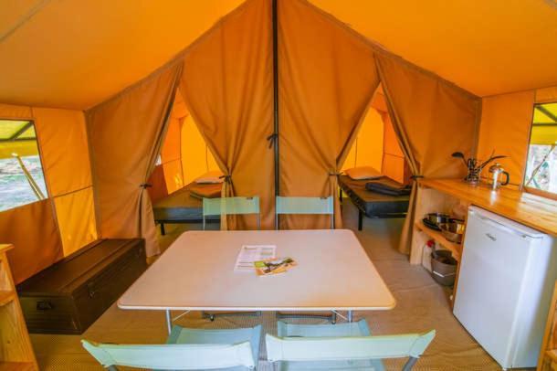 Camping Onlycamp Les Pins Nancay Екстер'єр фото